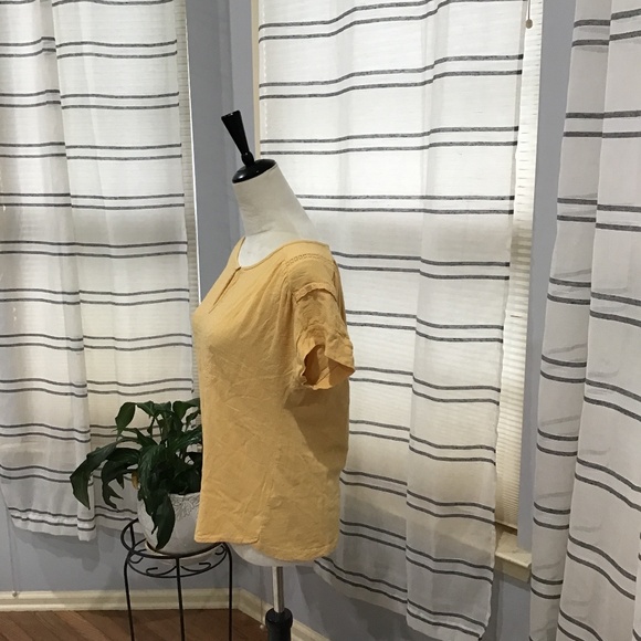 Democracy Women’s Size Medium Yellow Blouse Short Sleeve Embroidery Shirt - Picture 4 of 9